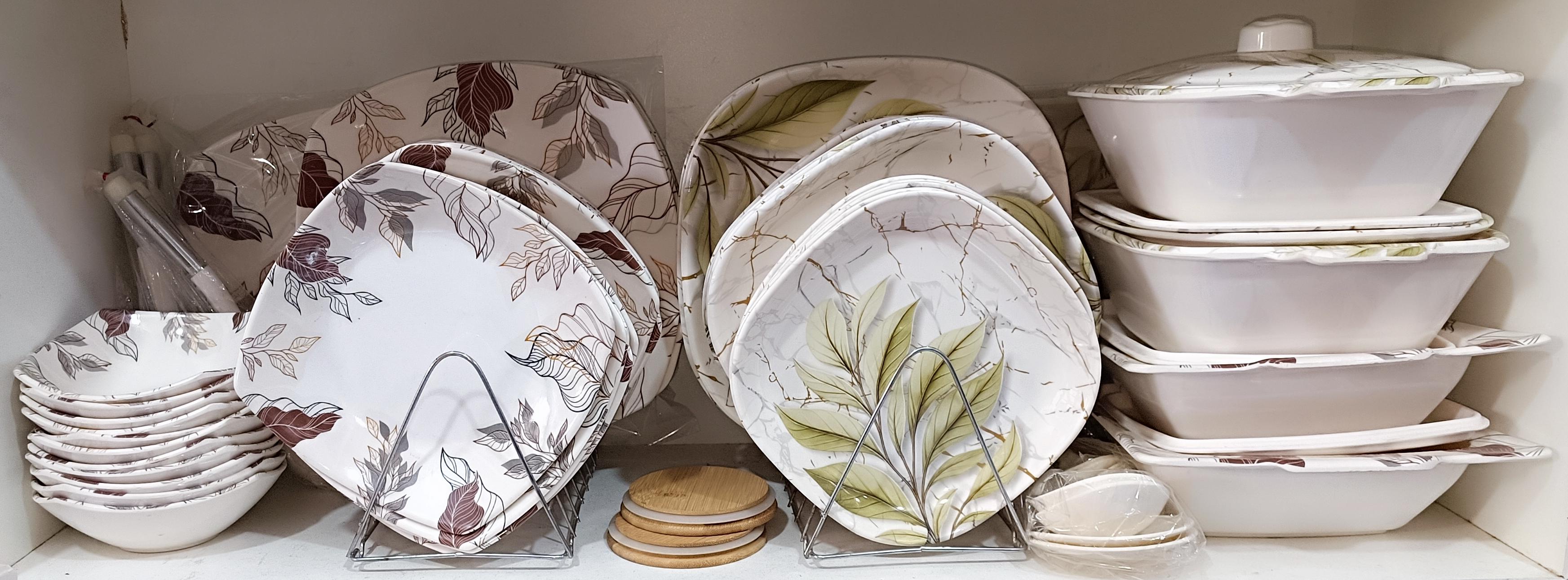 Designer Botanical Leaf Pattern Melamine Dinner Set - Super Melamine Collection