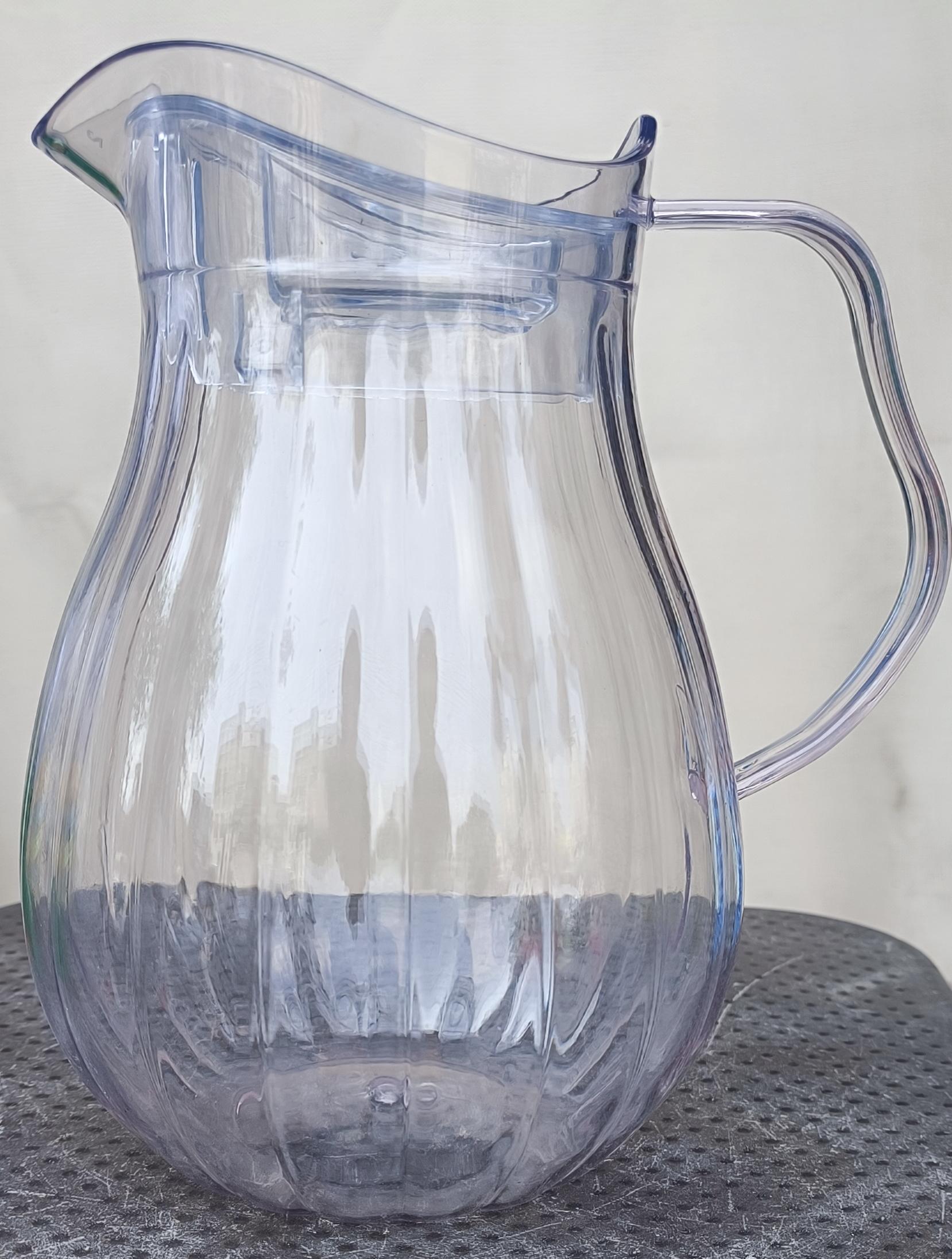 Apple Homeware Unbreakable Acrylic Party Jug